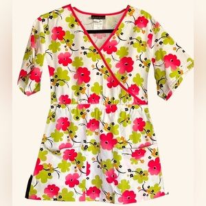 CHEROKEE Coral Pink/Green/White/Black Floral Babydoll Scrub Top, Size Large